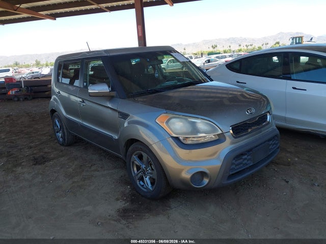 Salvage Kia Soul Image