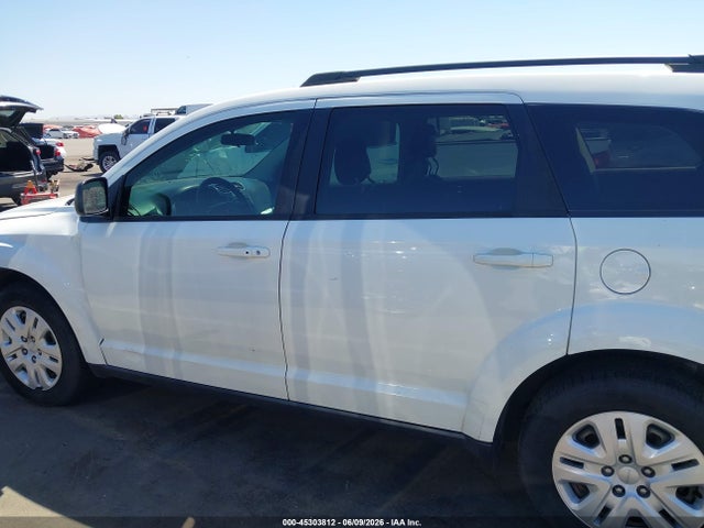 Dodge Journey Se