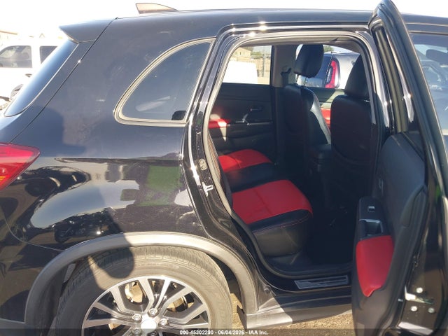 Mitsubishi Outlander 2.0 Es