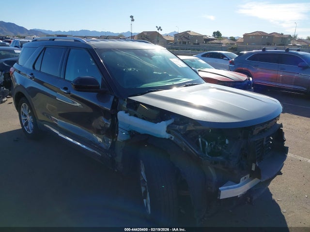 Salvage Ford Explorer Image