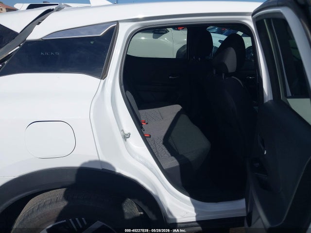 Nissan Kicks Sv Fwd
