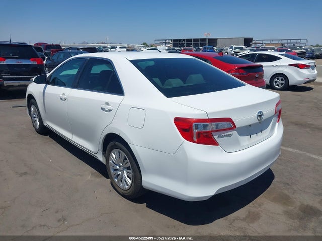 Toyota Camry Le