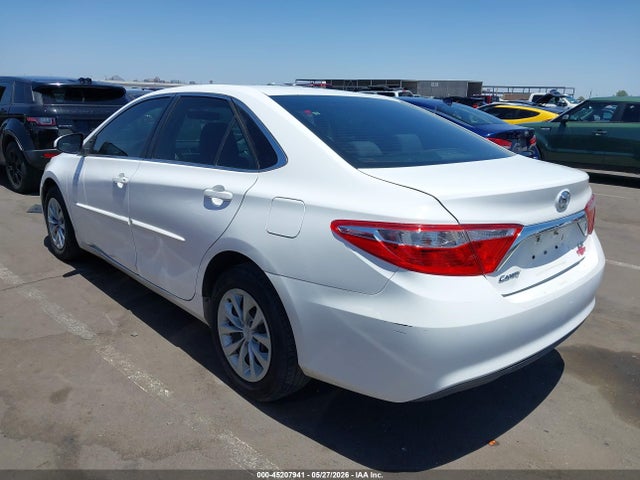 Toyota Camry Le