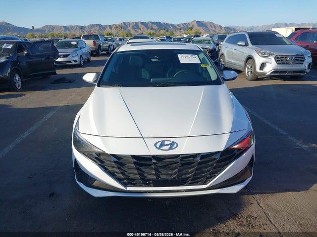 Hyundai ELANTRA Limited