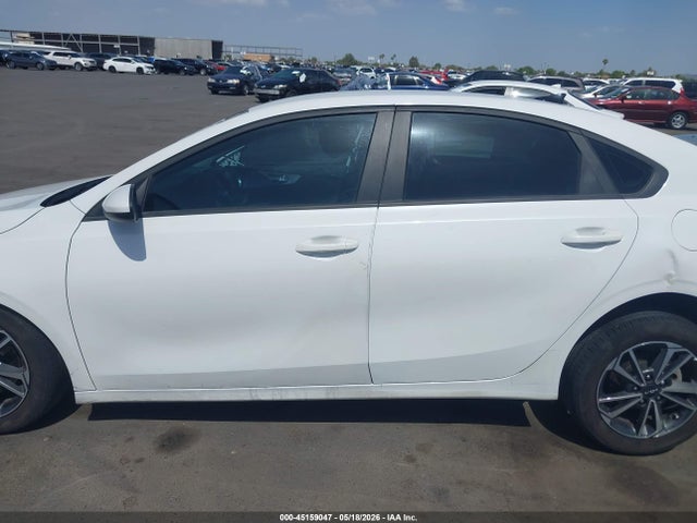Kia Forte Lxs