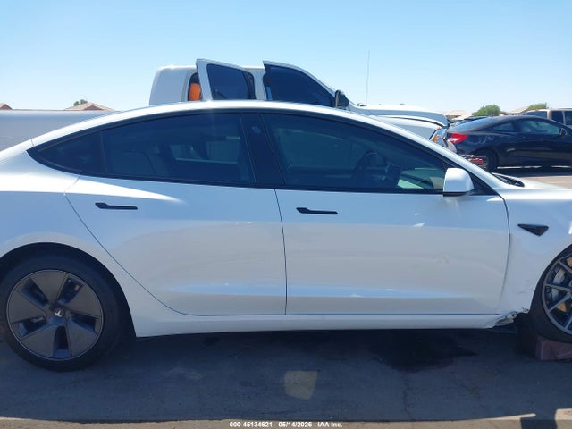 Tesla Model 3 Long Range
