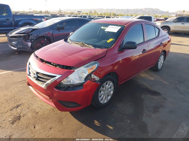 Nissan Versa 1.6 S+