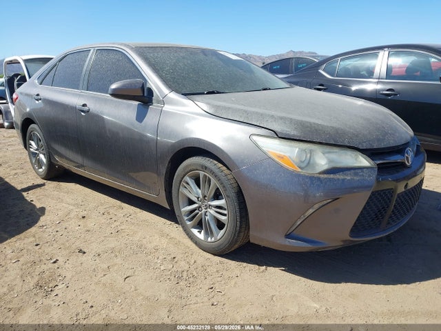 Salvage Toyota Camry Image