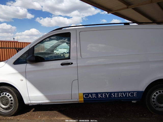 Mercedes-Benz Metris