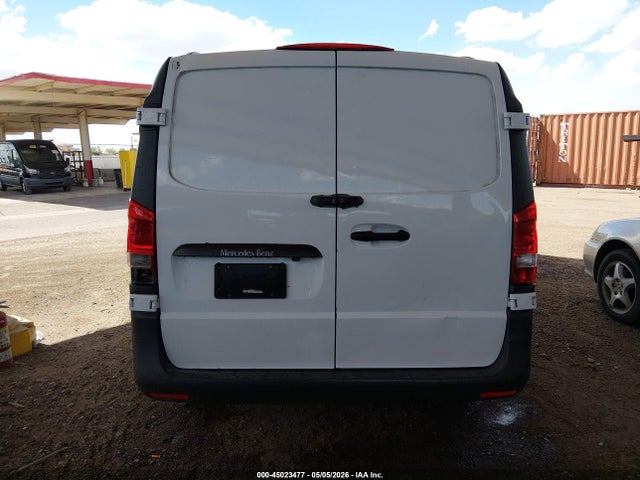 Mercedes-Benz Metris