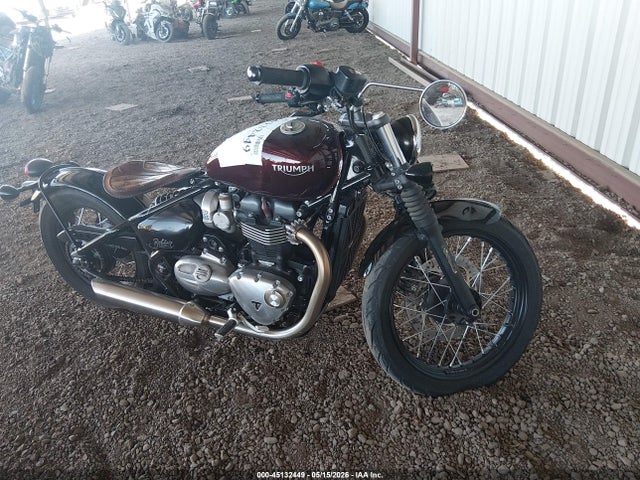 Salvage Triumph Bonneville Image