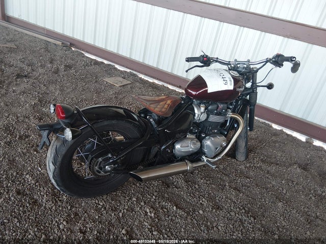 Triumph Bonneville Bobber