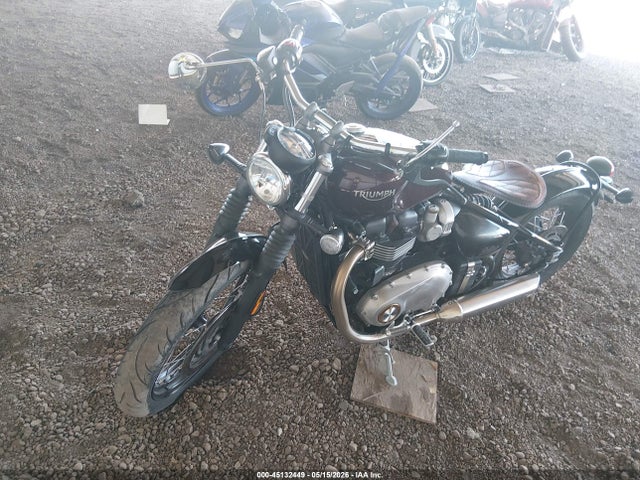 Triumph Bonneville Bobber