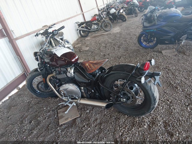 Triumph Bonneville Bobber