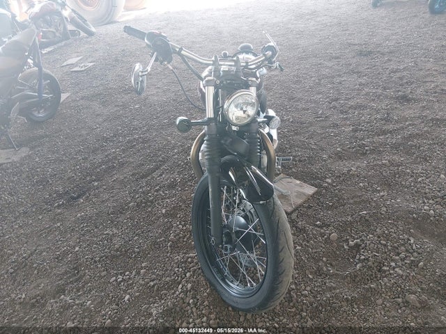 Triumph Bonneville Bobber
