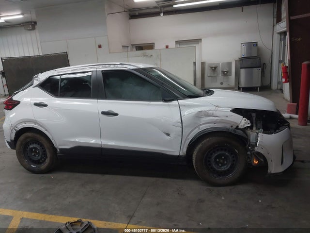 Nissan Kicks S Xtronic Cvt