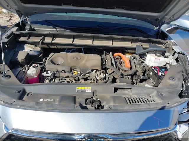 Toyota Highlander Hybrid Platinum