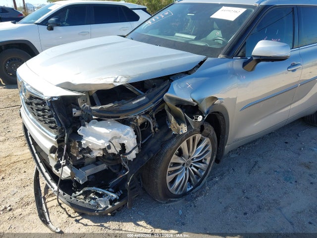 Toyota Highlander Hybrid Platinum