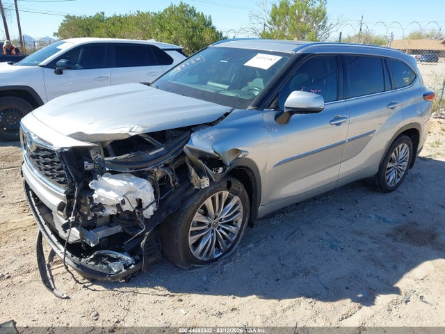 Toyota Highlander Hybrid Platinum