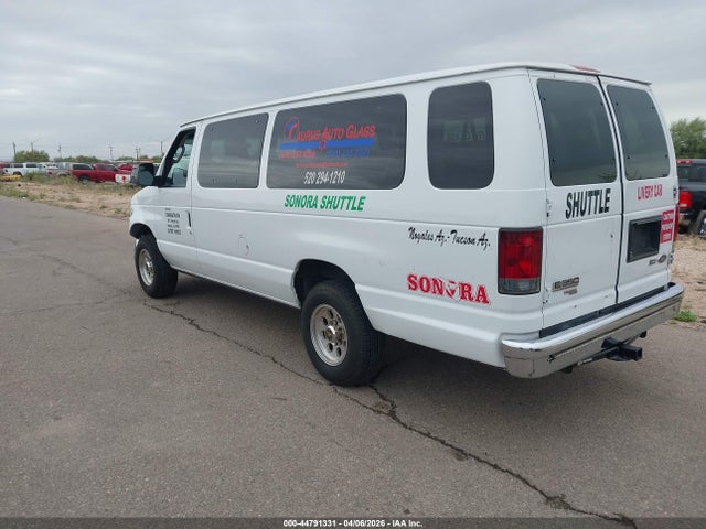 Ford E-350 Xlt