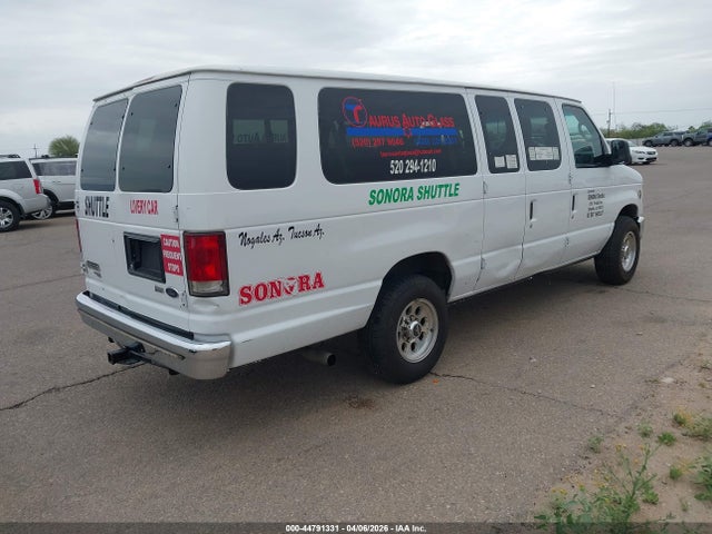 Ford E-350 Xlt