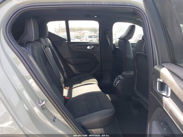 Volvo Xc40 Recharge Pure Electric Twin Plus