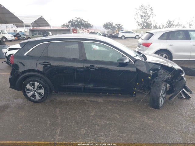 Kia Niro Lx