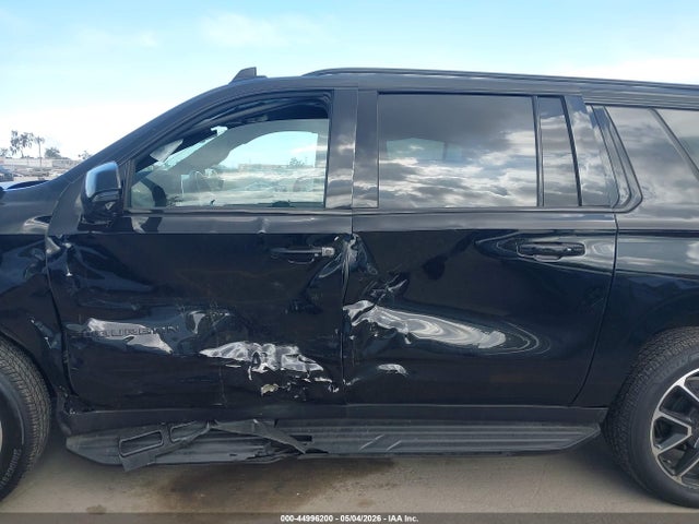 Chevrolet Suburban 2wd Rst