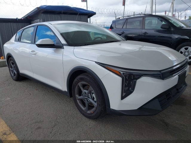Salvage Kia K4 Image