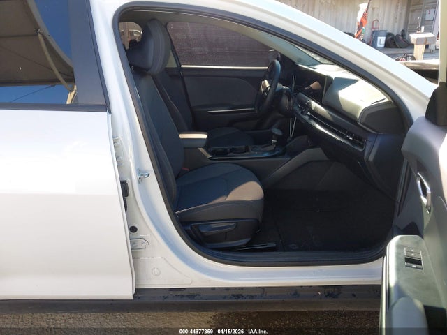 Kia K4 Lxs