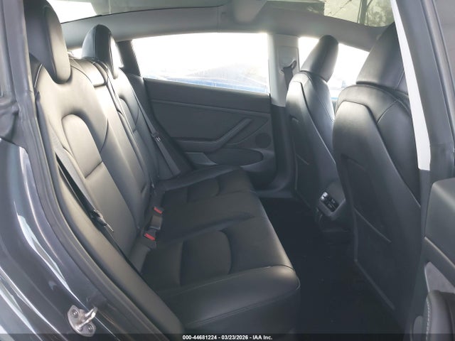 Tesla Model 3 Rear-wheel Drive