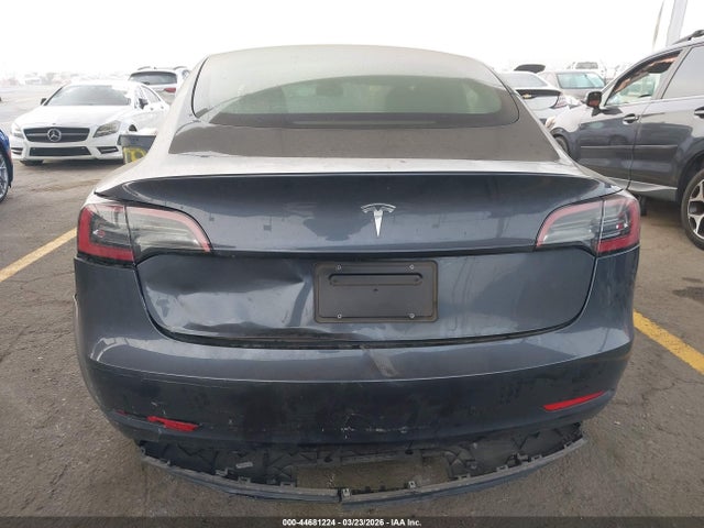 Tesla Model 3 Rear-wheel Drive