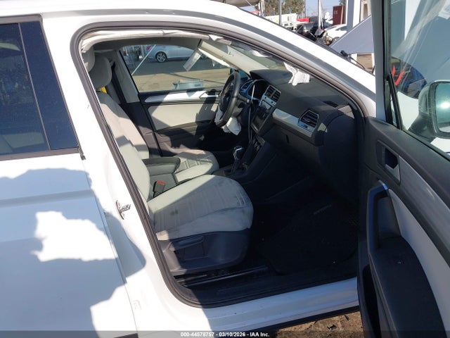 Volkswagen Tiguan 2.0t S
