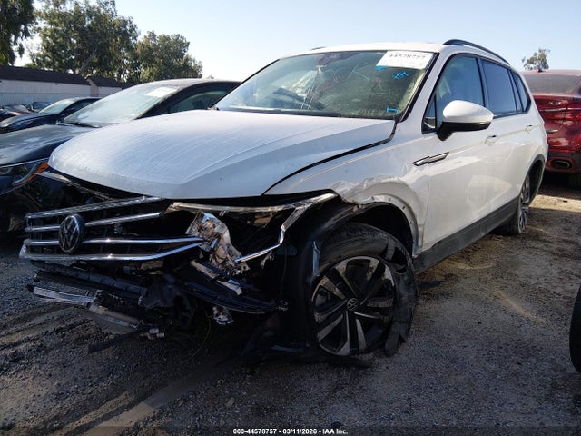 Volkswagen Tiguan 2.0t S