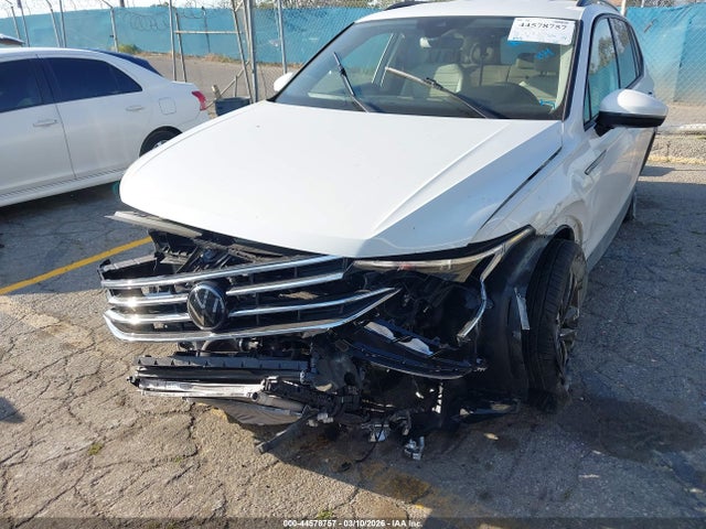 Volkswagen Tiguan 2.0t S