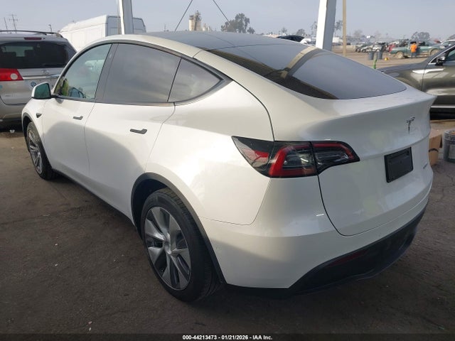 Tesla Model Y Long Range Dual Motor All-wheel Drive