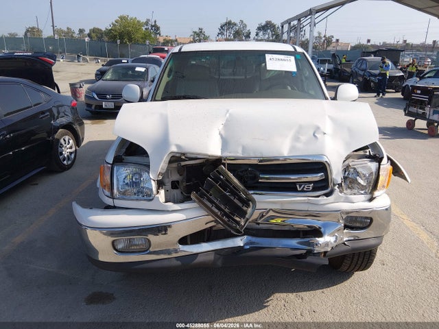 Toyota Tundra Ltd V8
