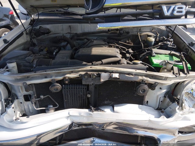 Toyota Tundra Ltd V8