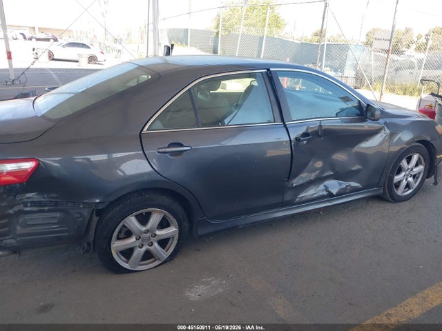 Toyota Camry Se V6
