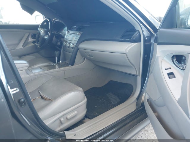Toyota Camry Se V6
