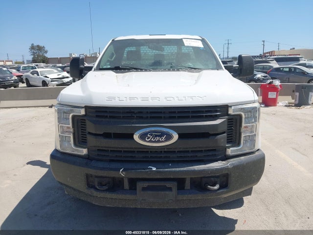 Ford F-250 Xl