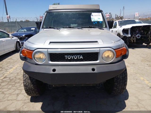 Toyota FJ Cruiser