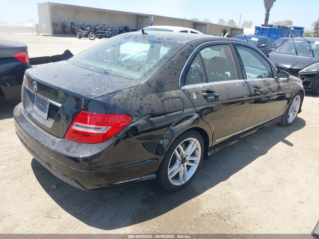 Mercedes-Benz C-Class Sport