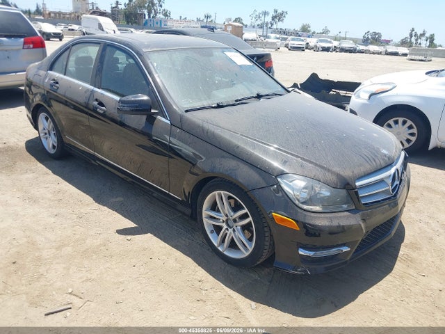 Salvage Mercedes-Benz C-Class Image