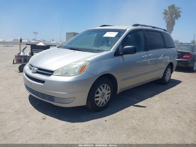 Toyota Sienna Le