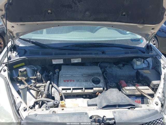 Toyota Sienna Le