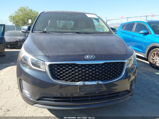 Kia Sedona Lx