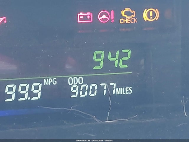 Toyota Prius v Two