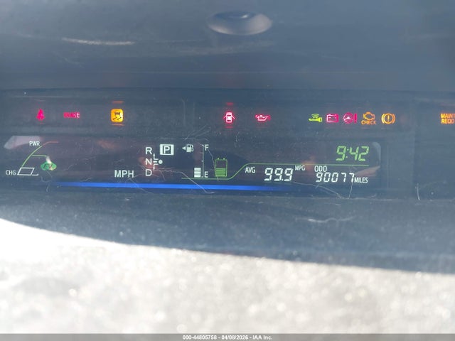 Toyota Prius v Two