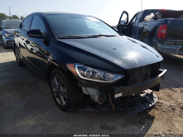 Salvage Hyundai ELANTRA Image